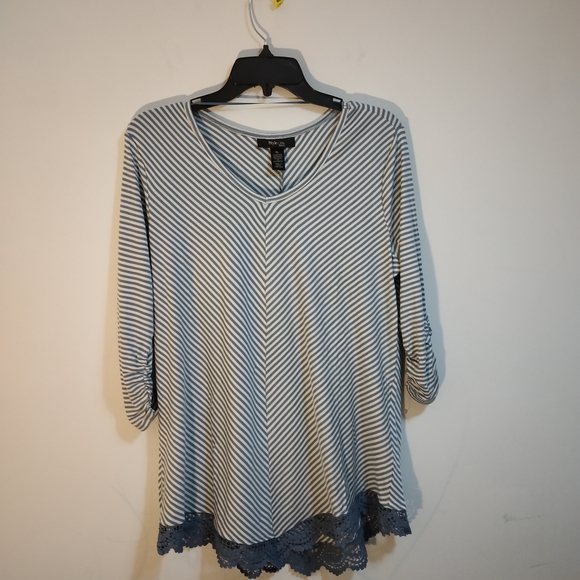 Style & Co - Picture 2 of 6